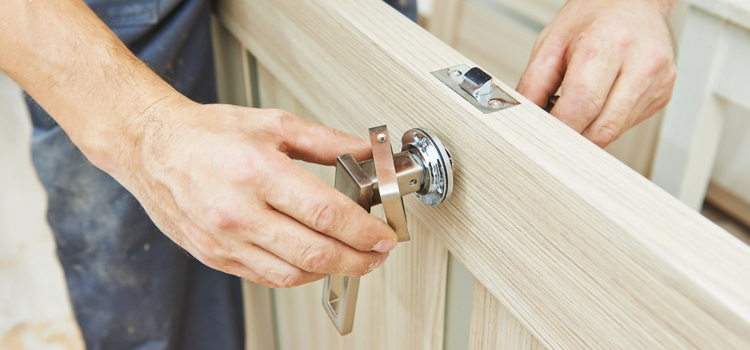 interior door repair Coral Springs